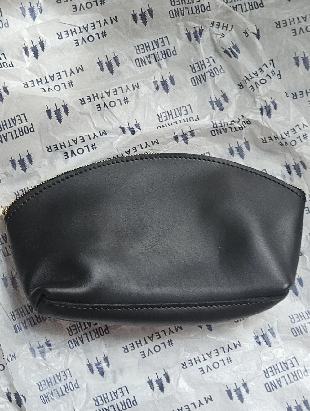 Portland Leather Goods Total Eclipse Makeup Bag in Black